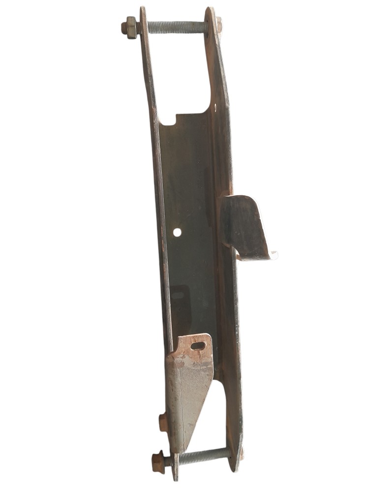 Suporte Radiador Fixador Cabine Mercedes Ld – A9405000476 3