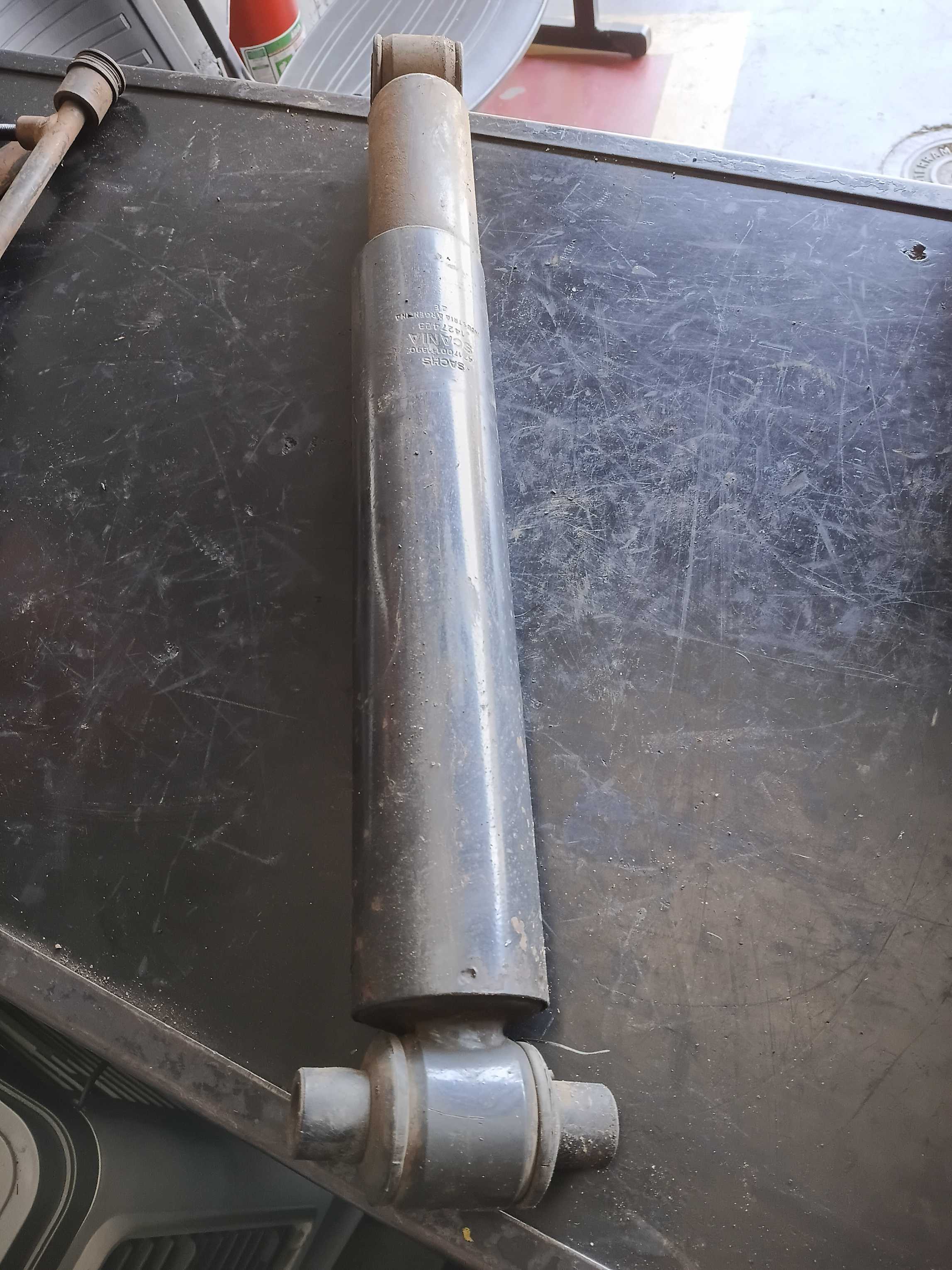 AMORTECEDOR TRASEIRO ORIGINAL SCANIA S4 PGR – 1427423