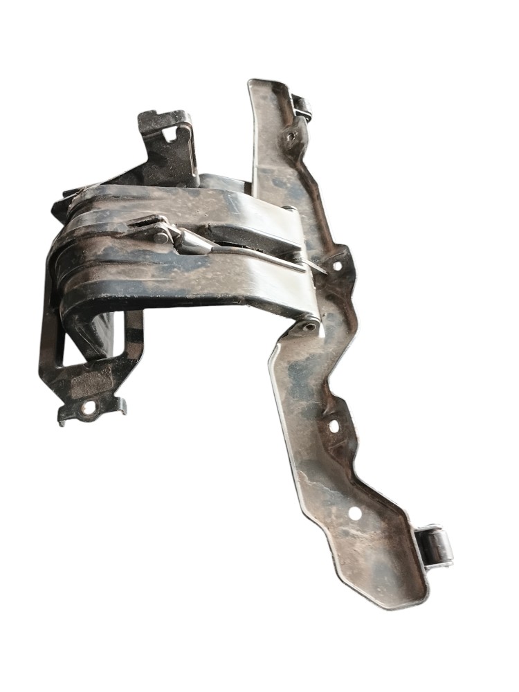 DOBRADIÇA DO DEFLETOR LE SCANIA S4 – 1440108 1726850 2