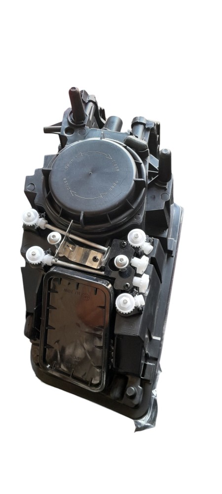 Farol Principal Volvo Fh D13 Le – 21035637