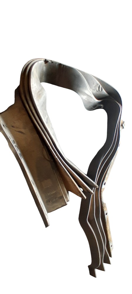 Revestimento Guarda Pó Asa Morcego Scania Original – 1426059 4