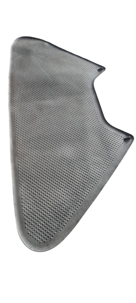 Tapete Borracha Original Mercedes Axor Atego – A9406890196 3