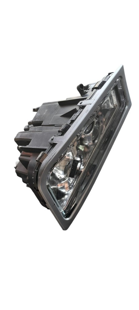 Farol De Milha Duplo Volvo Fh D13 Le – 21297918 2