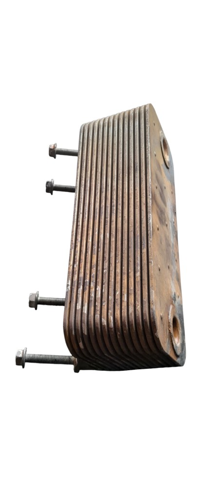 RADIADOR ÓLEO MOTOR ORIGINAL MERCEDES ACTROS – A5411880601