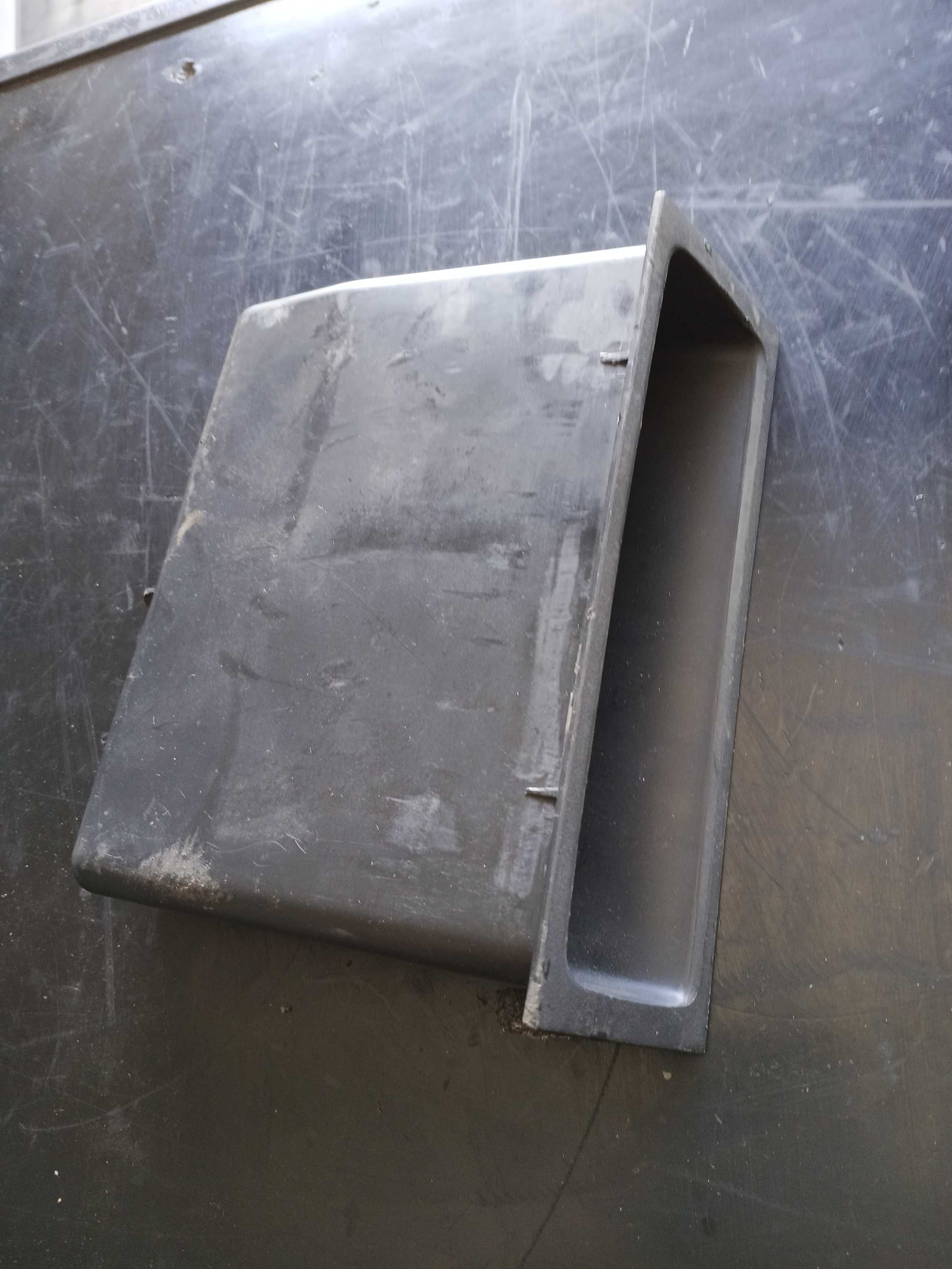 PORTA OBJETOS DO PAINEL ORIGINAL SCANIA R440 – 1490323