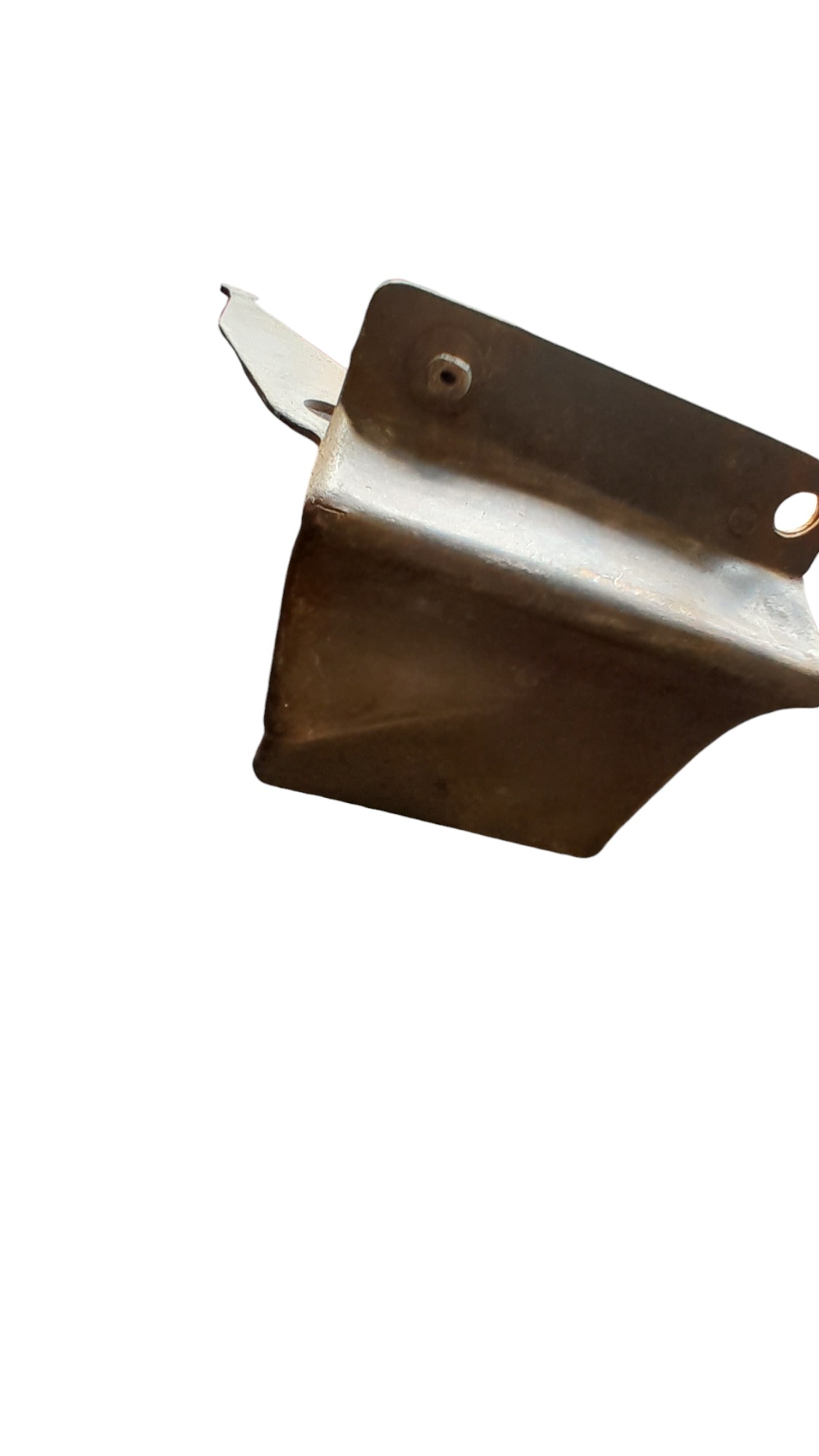 SUPORTE TELA RADIADOR LD SCANIA S4 – 1366210 2