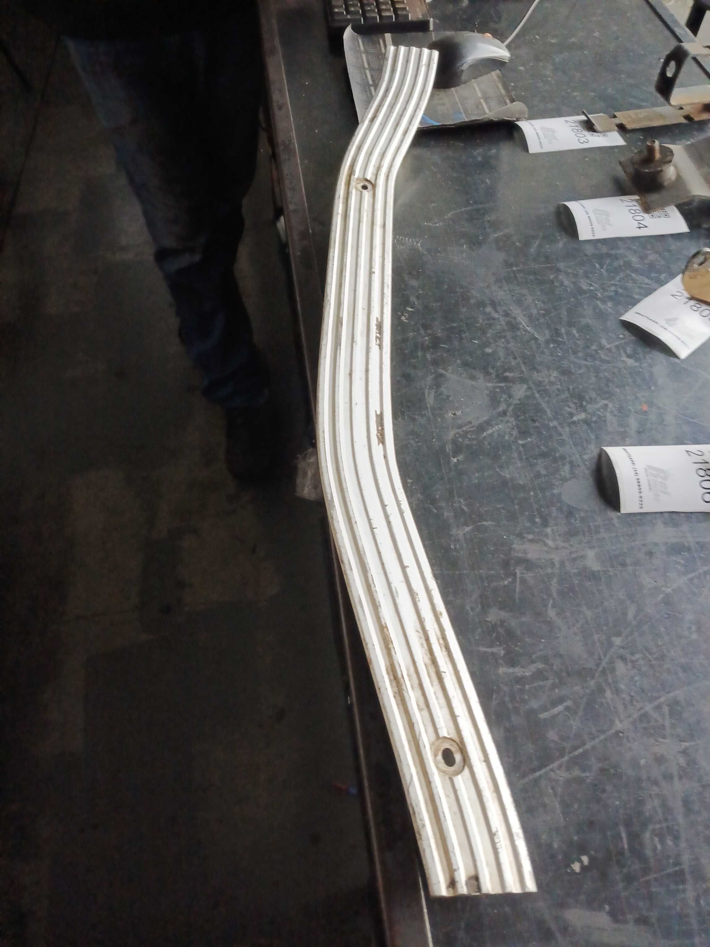 SOLEIRA DA PORTA LD ORIGINAL SCANIA 124 S4 Z 1766446