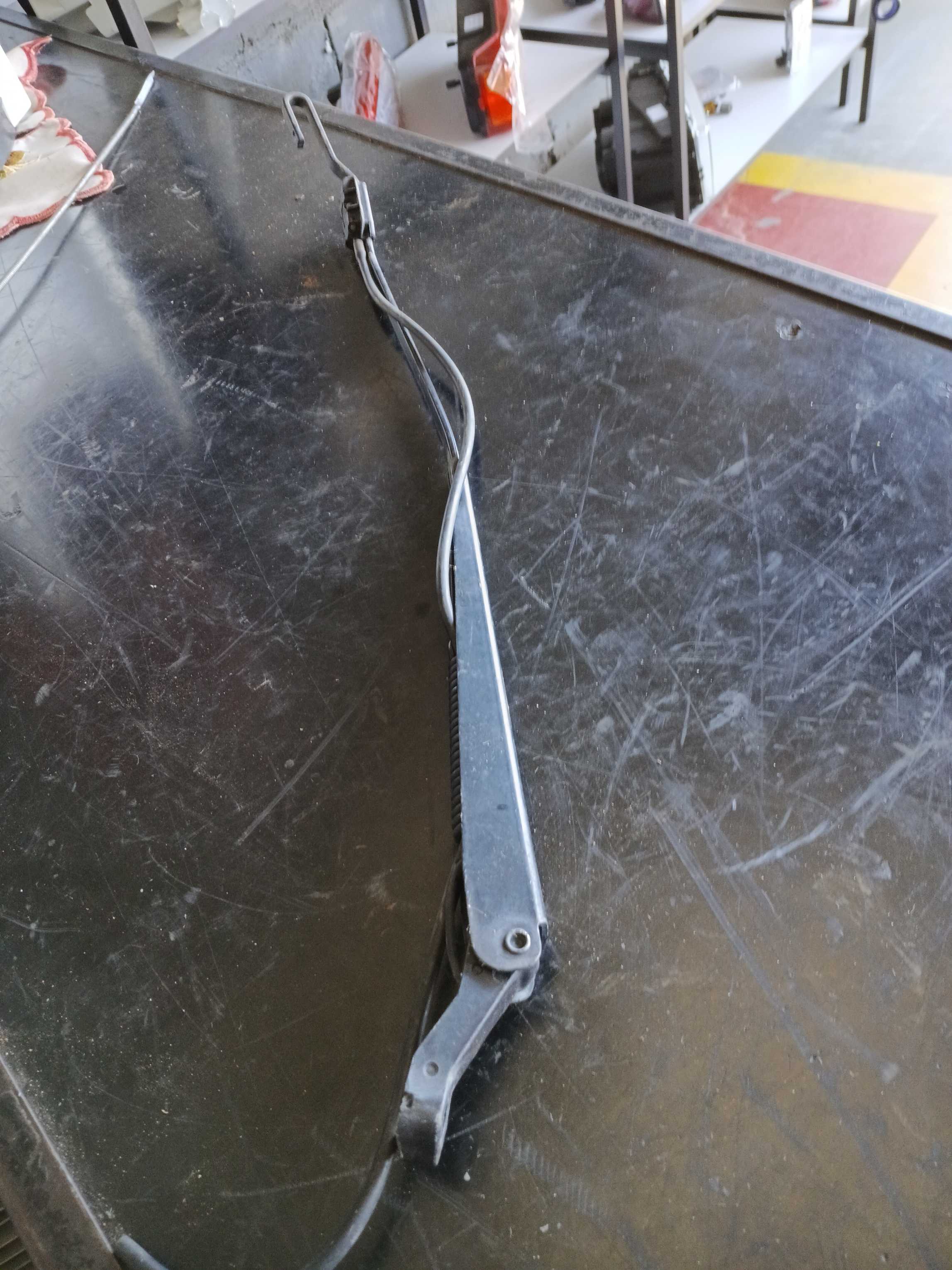 BRAÇO LIMPADOR PARABRISA ORIGINAL MERCEDES BENZ – 178183540