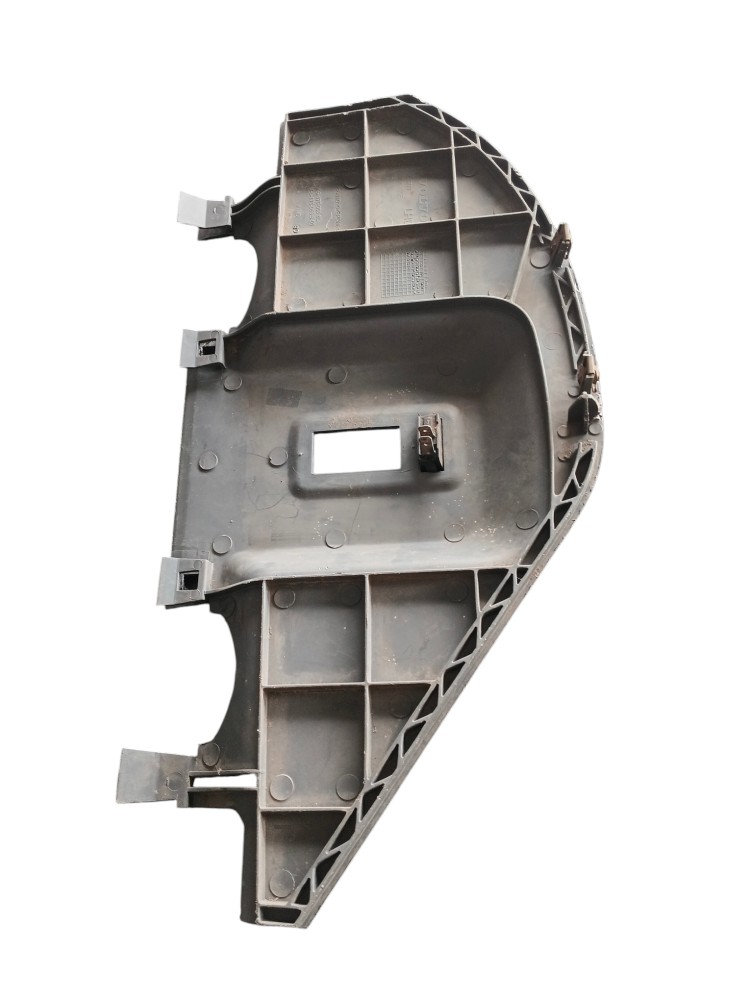ACABAMENTO COLUNA LATERAL ORIGINAL VOLVO FH NH – 13771