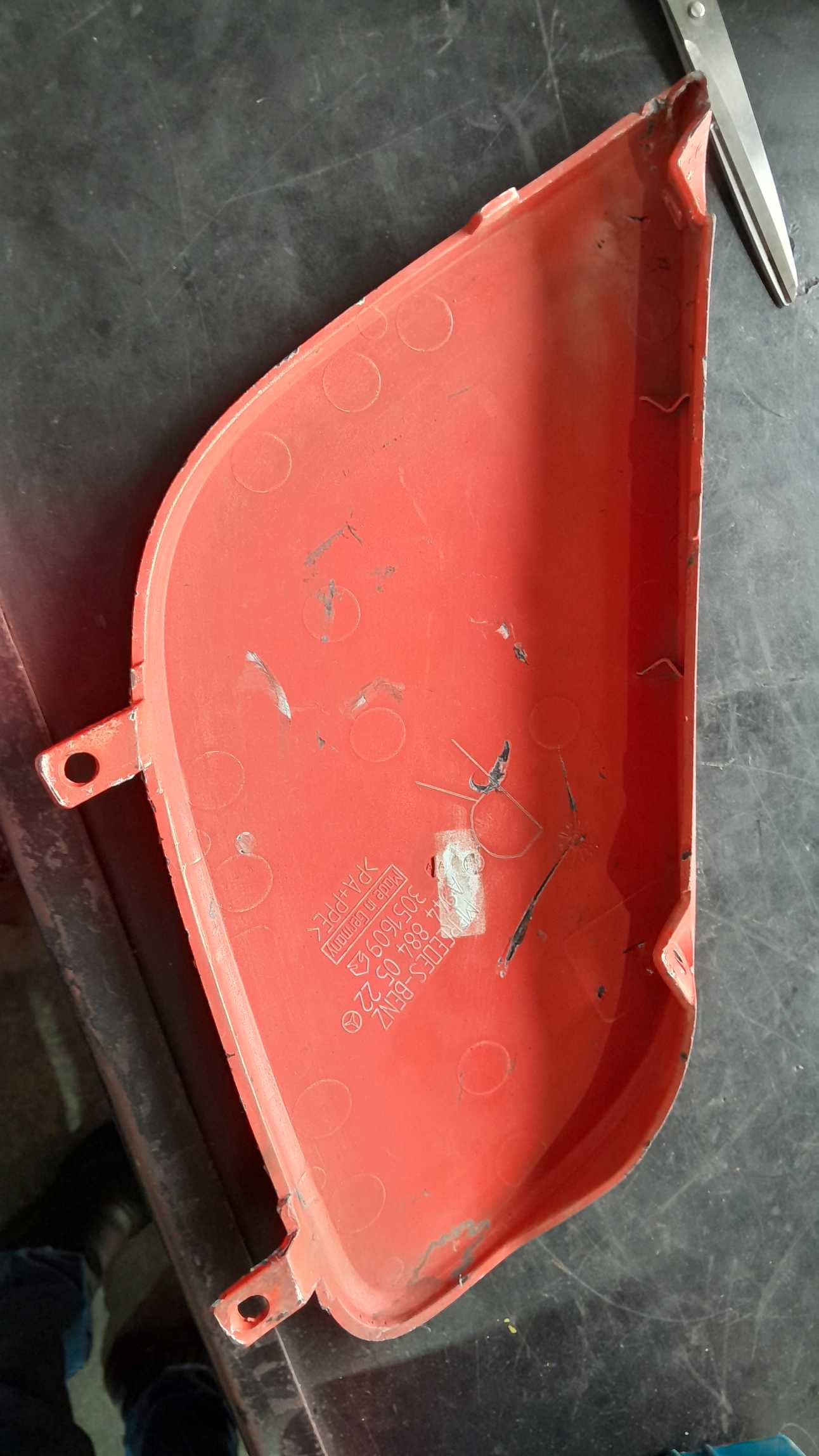 ACABAMENTO DEFLETOR LD MERCEDES AXOR ORIGINAL A944884052 2