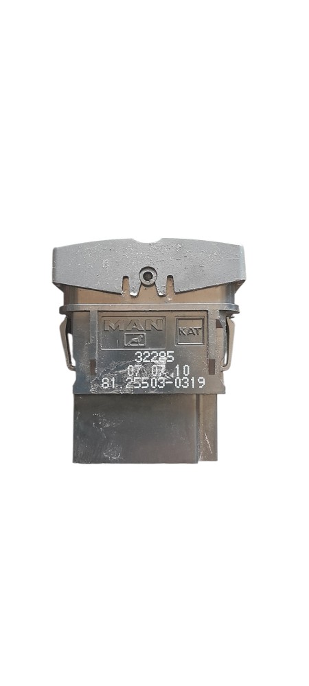 BOTÃO BLOQUEIO DA CABINE ORIGINAL MAN TGX – 81255030319