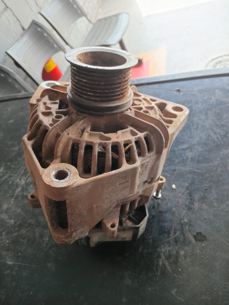 ALTERNADOR 24V HELLA MERCEDES AXOR ATEGO ACCELO