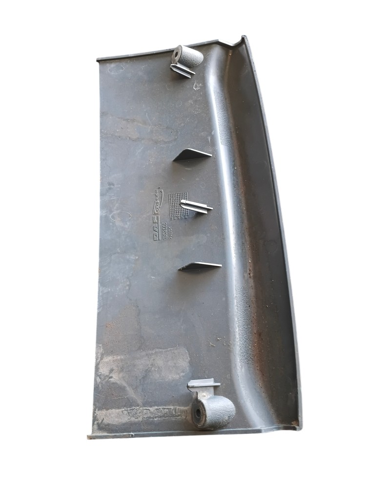 MOLDURA INFERIOR CENTRAL PAINEL ORIGINAL DAF CF – 1352665