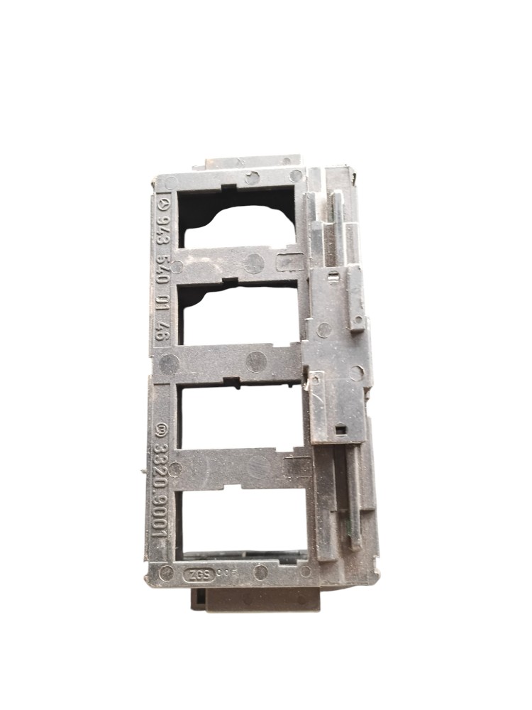 MOLDURA PAINEL COMANDO BOTÕES ORIGINAL MERCEDES – 9435400146