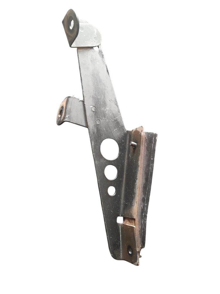 SUPORTE DO QUEBRA SOL EXTERNO ORIGINAL VOLVO FH – 8191274 3