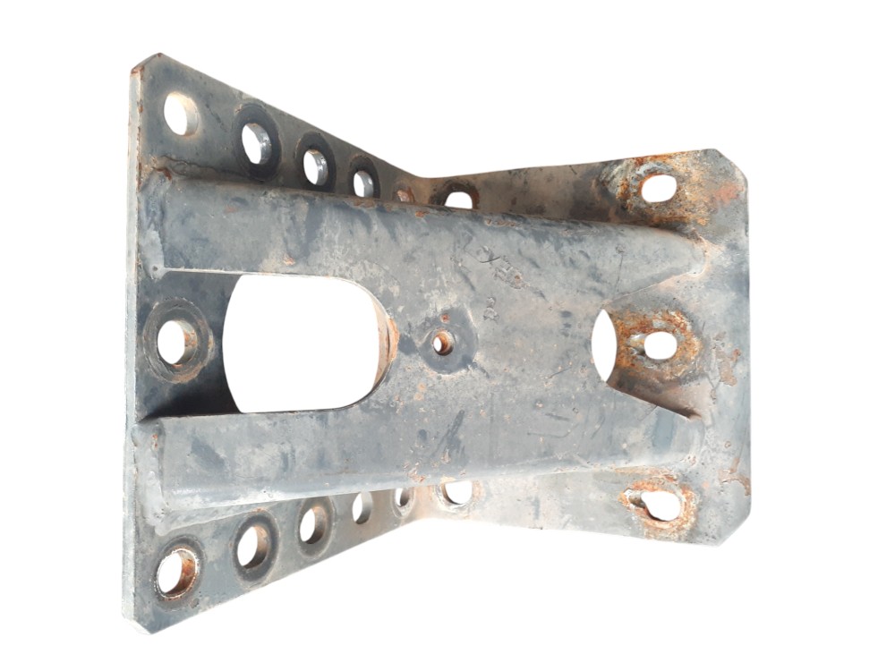 Cantoneira Chassi Travessa Iveco Strallis Original 2