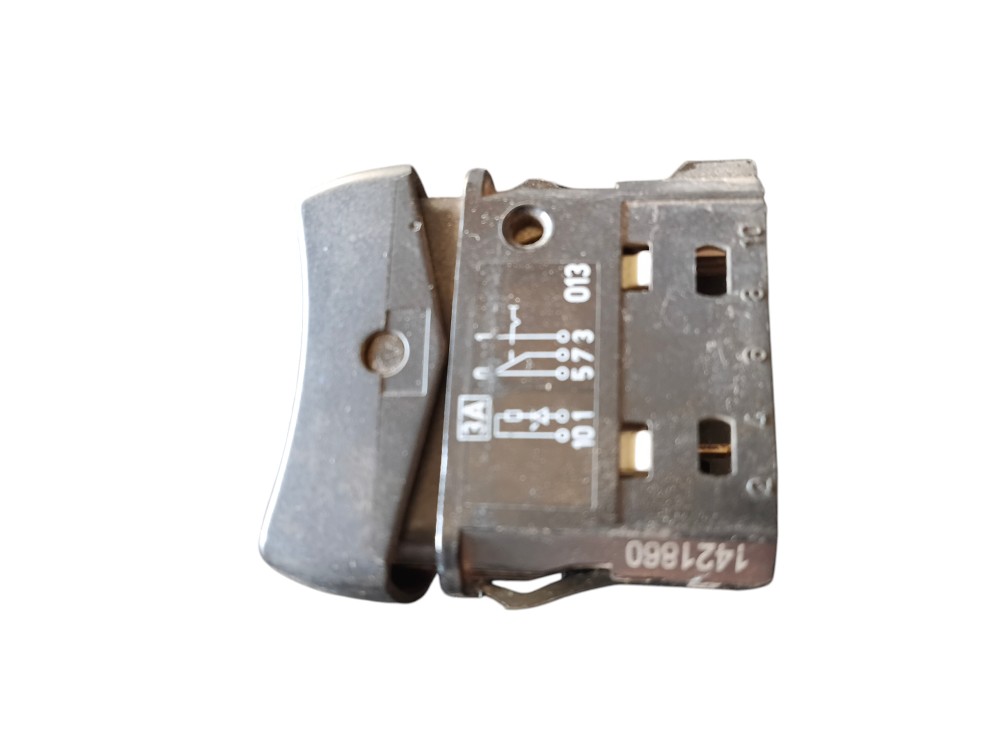 BOTÃO INTERRUPTOR LUZ INTERNA ORIGINAL SCANIA PGR – 1421860 2