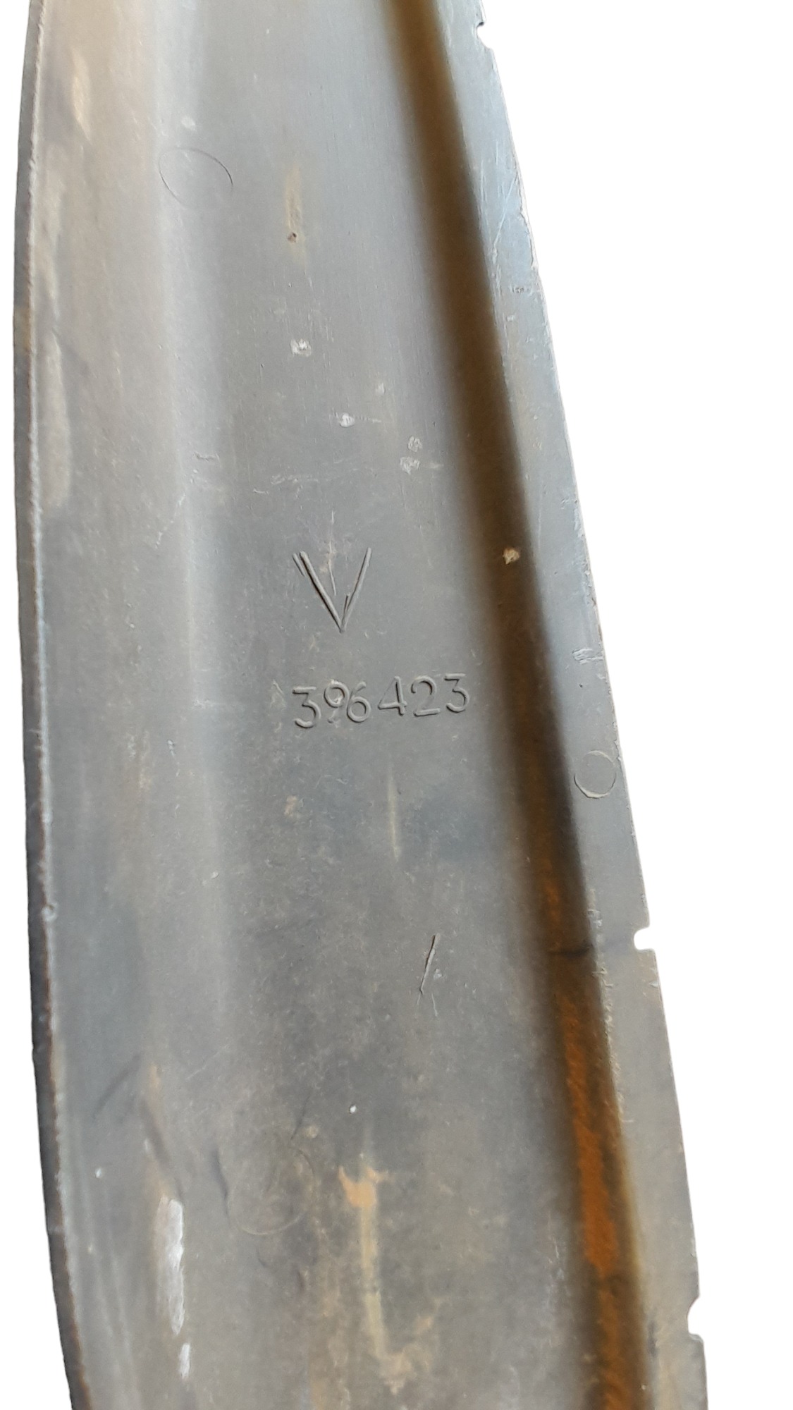 MOLDURA COLUNA PARABRISA LADO ESQUERDO SCANIA 113.  396423 4