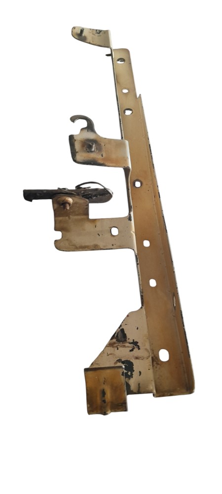 Suporte Da Bochecha Defletor Ld Original Volvo Fh 2