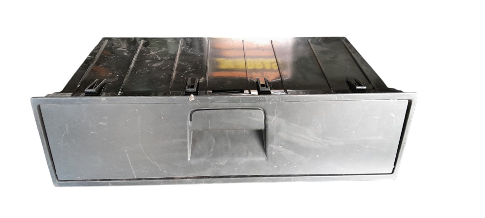 Porta Luvas Original Volvo Fh New – 82858048 1