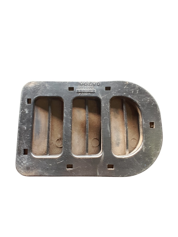 Acabamento Tampa Defletor De Ar Original Volvo Fh – 1098606 3