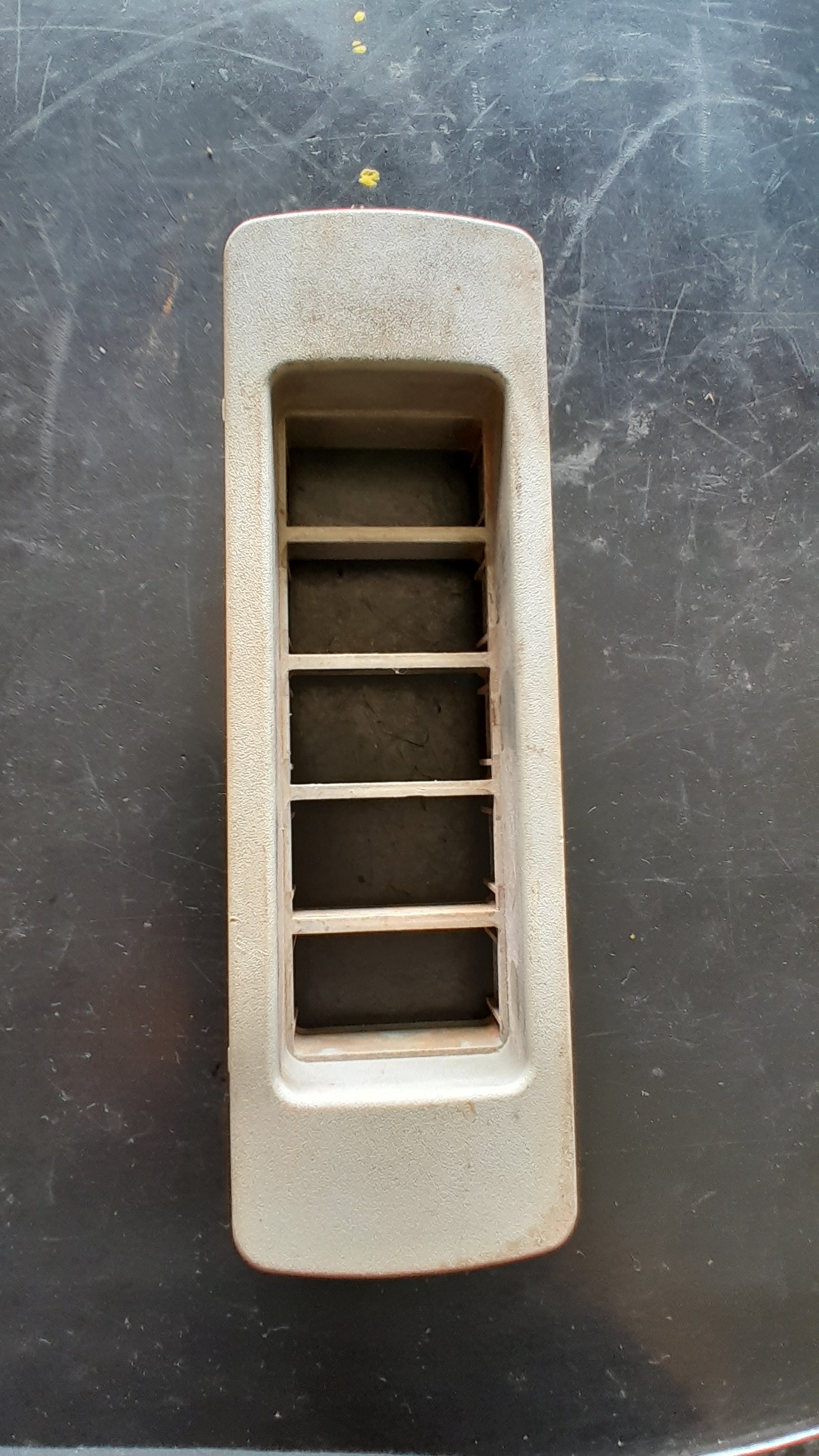 Moldura Botões Console Painel Volvo 2