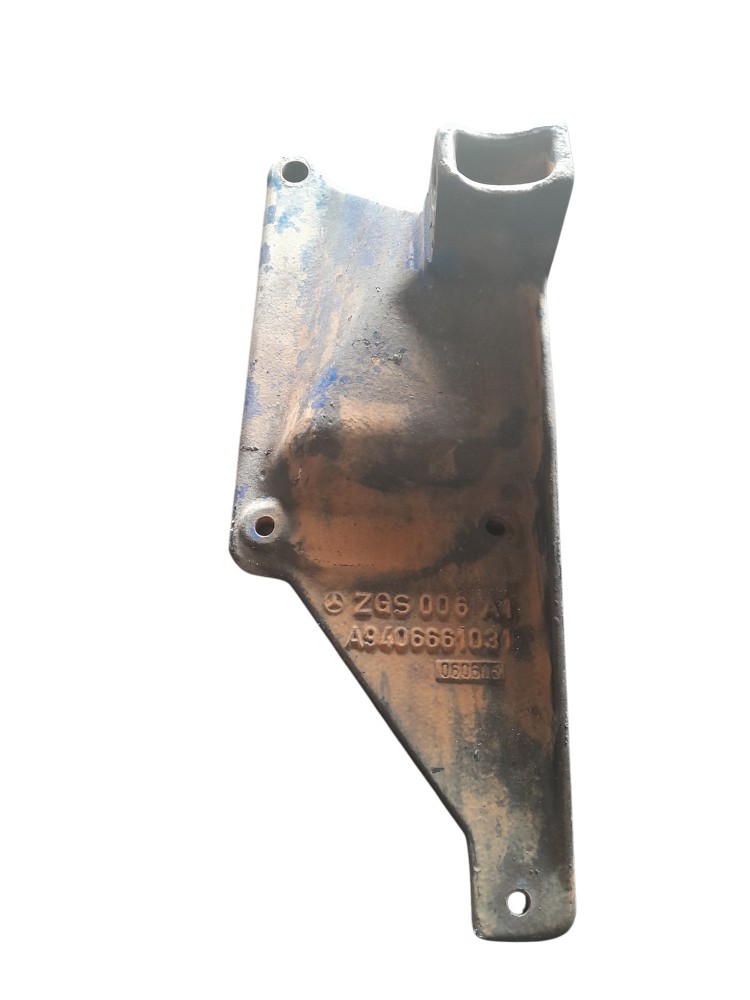 Suporte Lateral Estribo Ld Original Mercedes – A9406661031 2