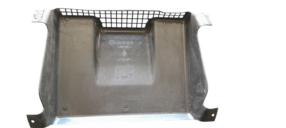 Acabamento Defletor Ar Original Mercedes Benz – A9798310036 4