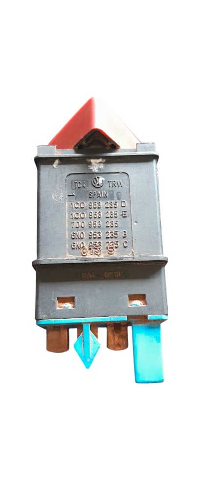 Interruptor De Luz De Emergência Volkswagen – 2r2941509 3