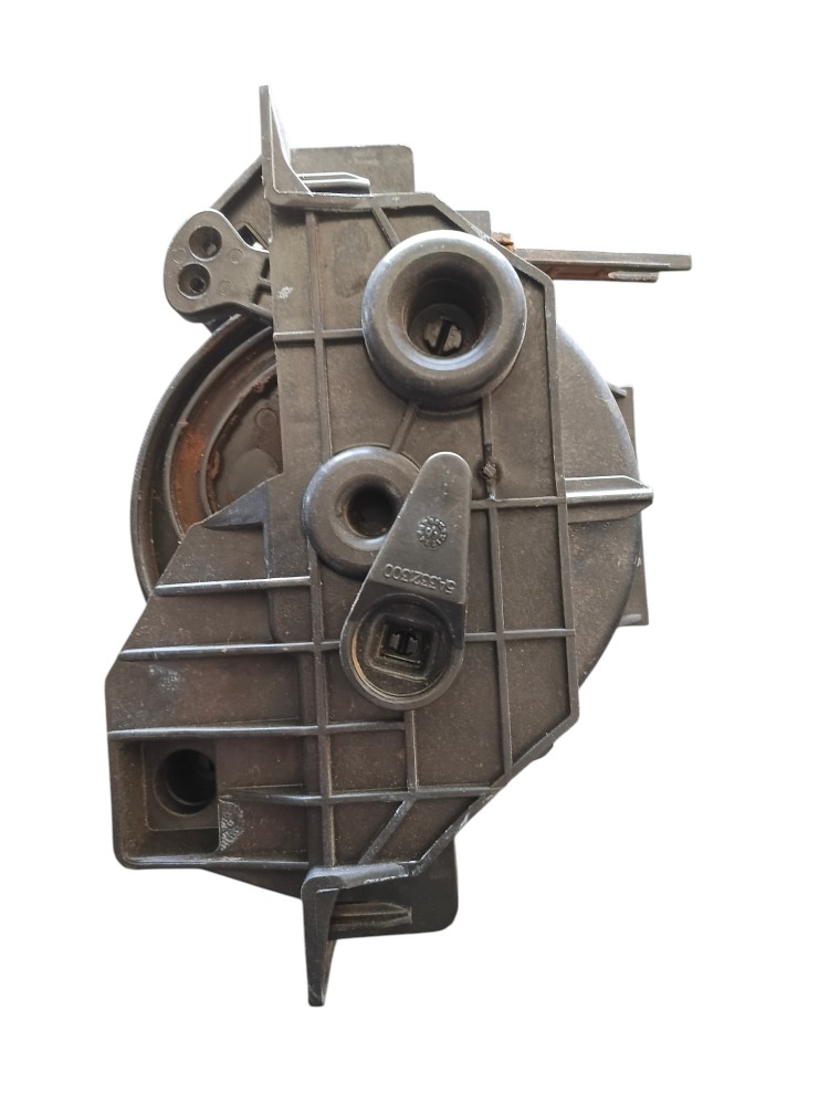 MICROINTERRUPTOR DA PORTINHOLA DE AR SCANIA PGR – 1922830 2
