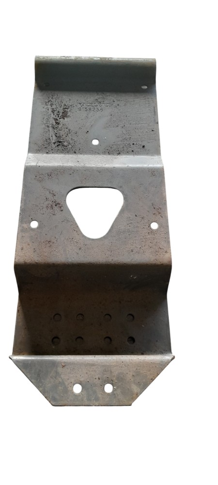 Suporte Lanterna E Placa Original Volvo Fh – 8158256 5