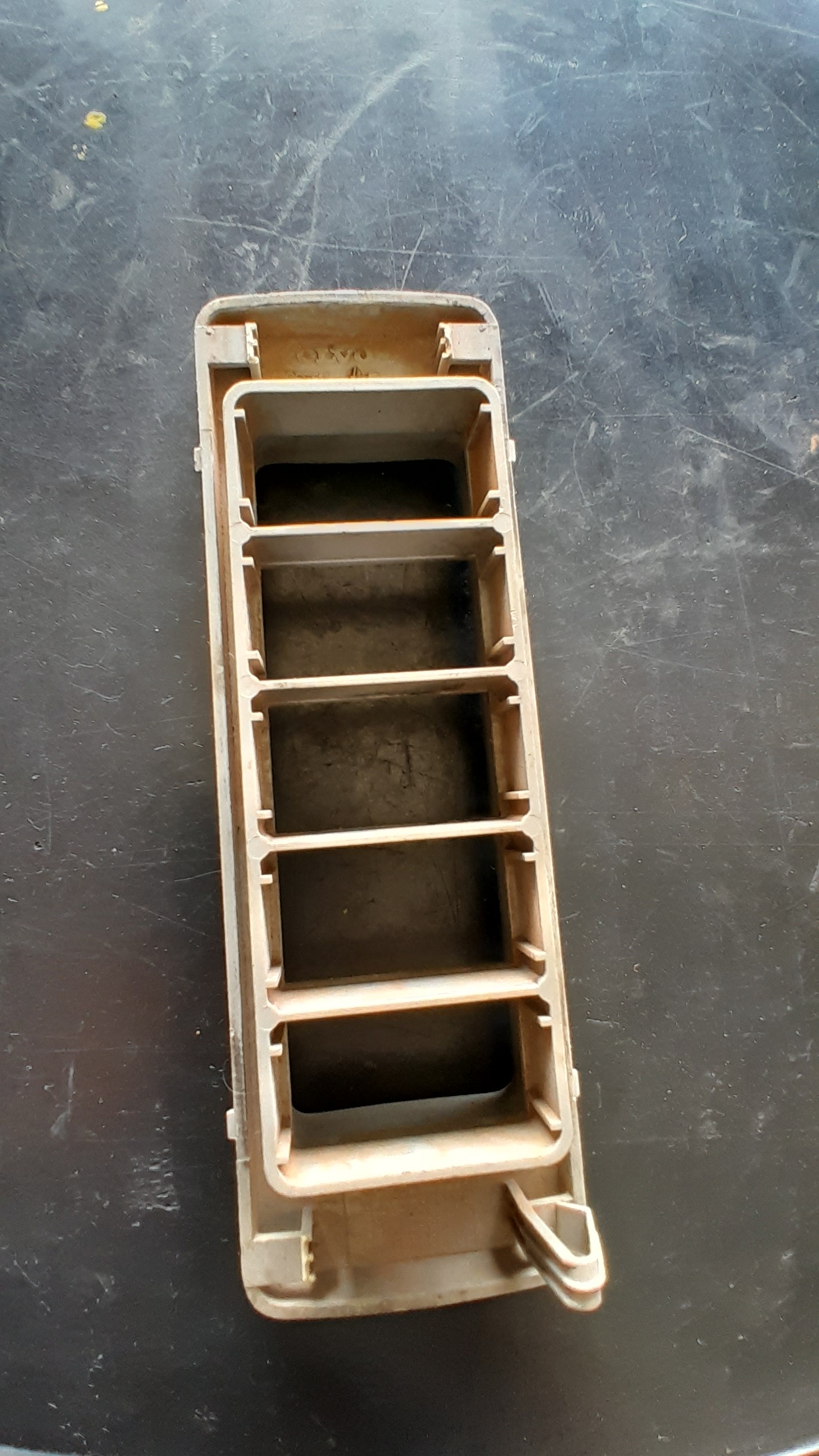 Moldura Botões Console Painel Volvo 3