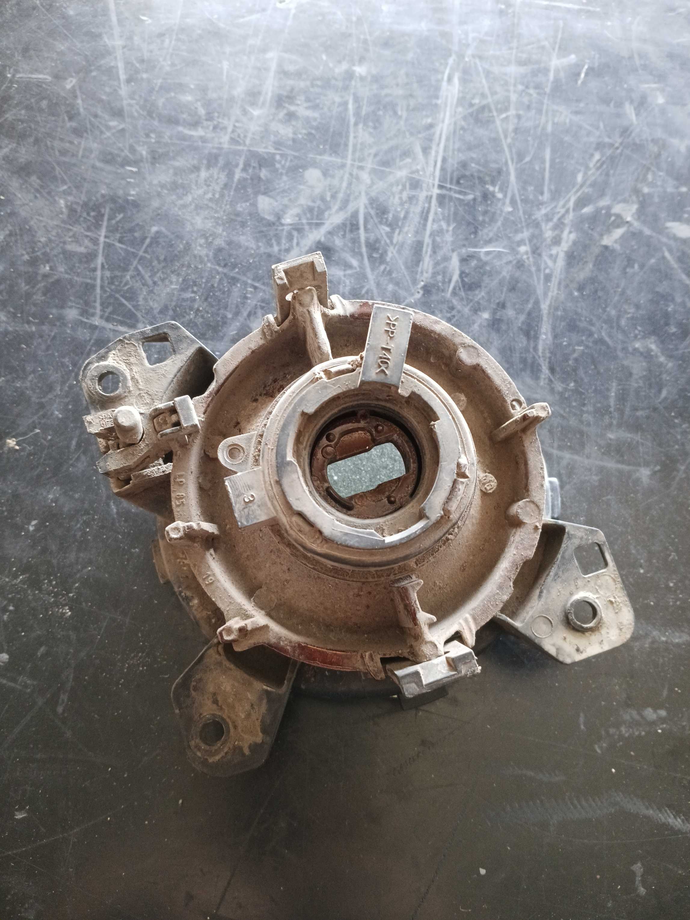 FAROL AUXILIAR MILHA LD ORIGINAL SCANIA S4 – 1852570