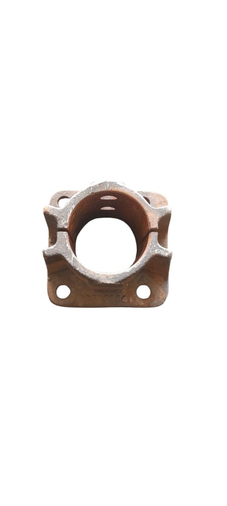Suporte Do Estribo Original International 9800 – 1655085c1 4