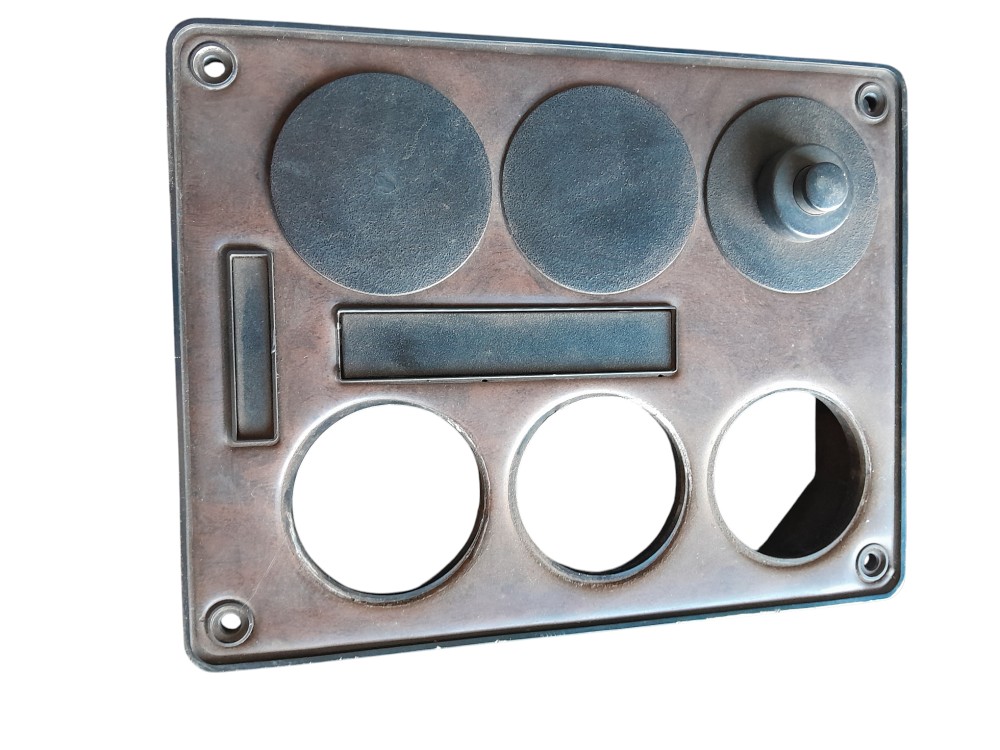 CARCAÇA PAINEL INSTRUMENTOS  INTERNATIONAL 9800 – 3663898C1 3