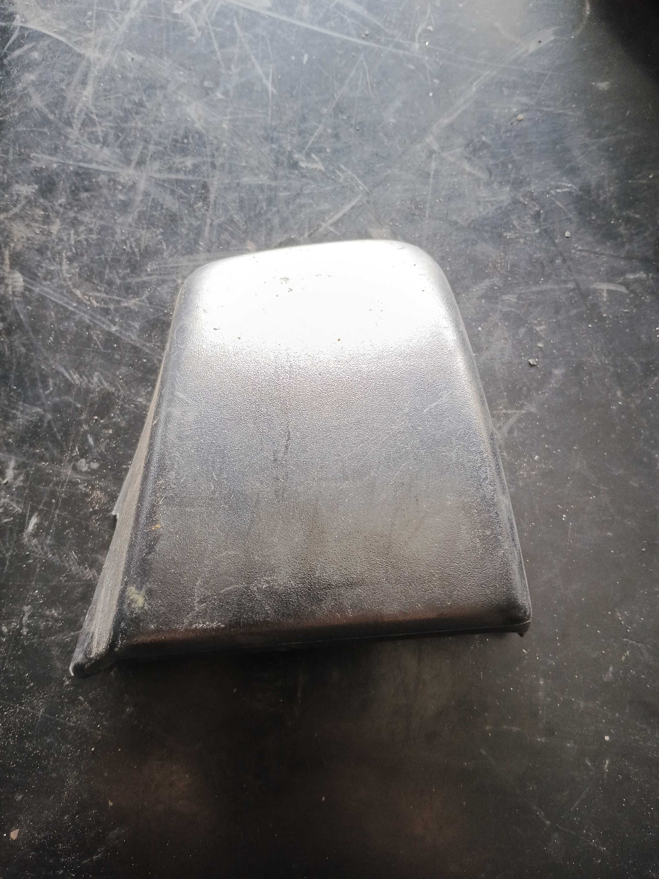TAMPA DOBRADIÇA DA PORTA LD ORIGINAL SCANIA S5 – 1456918 2