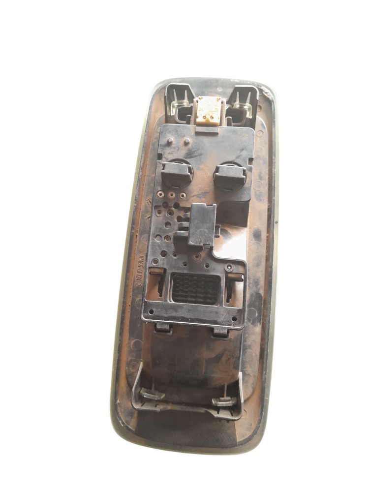 Luz Interior Original Volvo Fh – 1inj669000