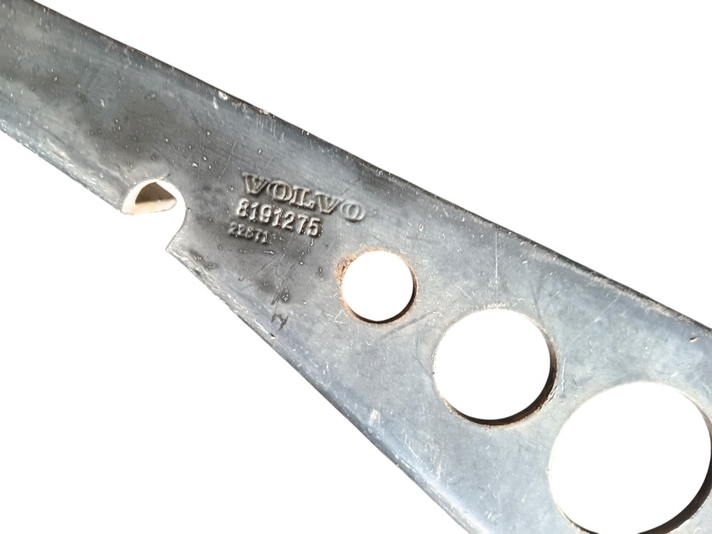SUPORTE QUEBRA SOL EXTERNO ORIGINAL VOLVO FH – 8191275 3
