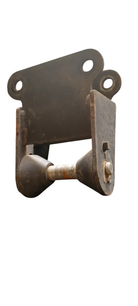 Batente Da Cabine Original Mercedes Benz 1933 – A9403101558 2