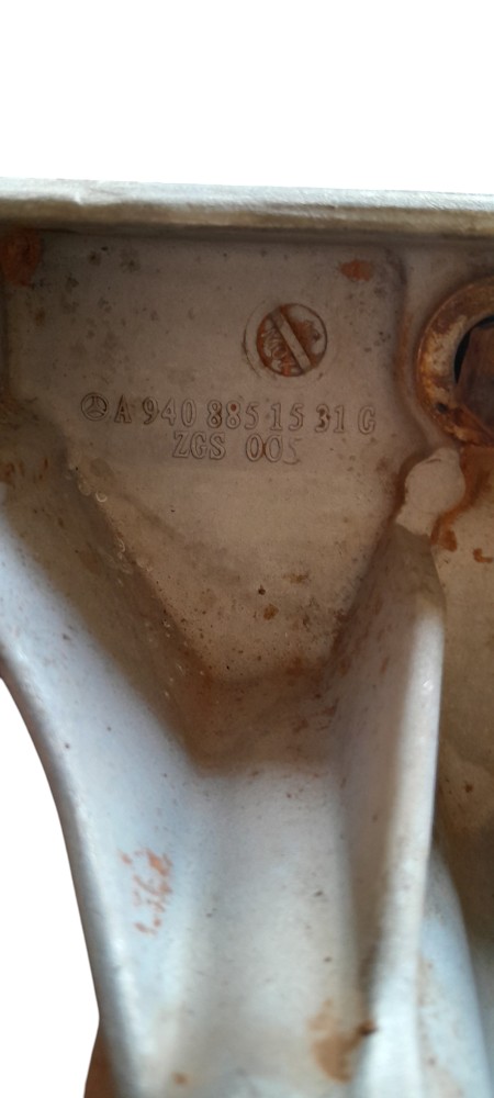 SUPORTE FAROL DIANTEIRO LD ORIGINAL MERCEDES – A9408851531 2