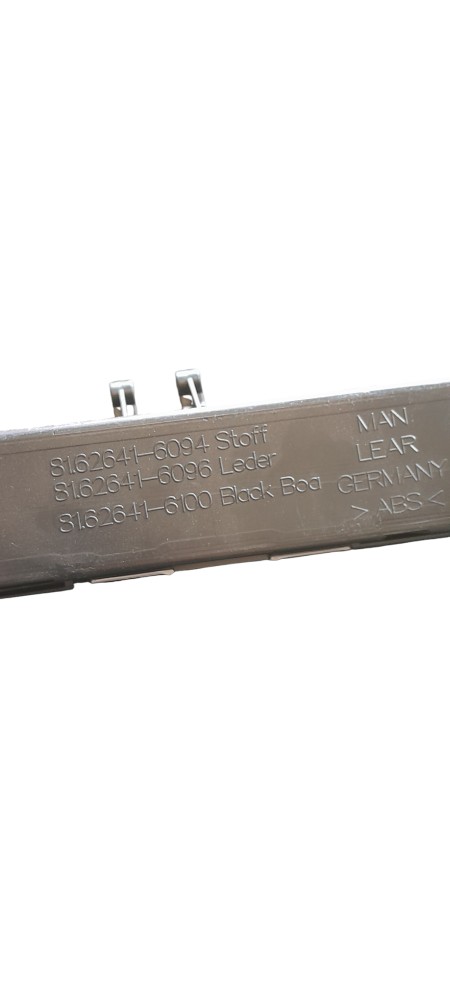 ACABAMENTO DA PORTA LD ORIGINAL MAN TGX – 81626416094