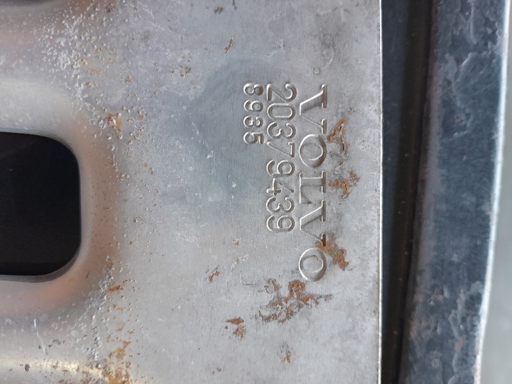 Estribo Maior Pisante Fh Original Volvo – 20379439 3
