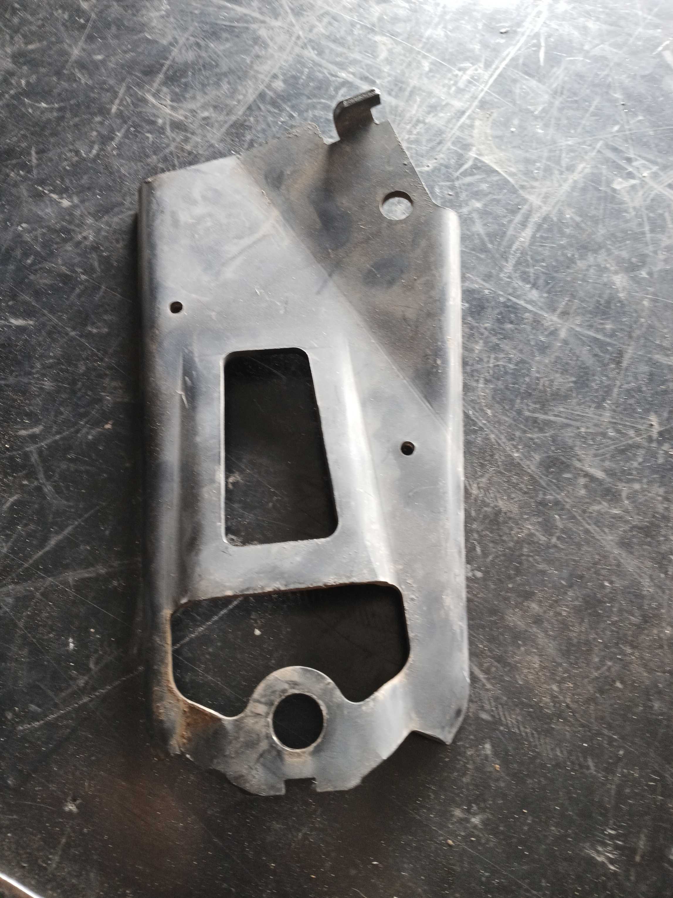 SUPORTE DO CINTO DE SEGURANÇA ORIGINAL SCANIA