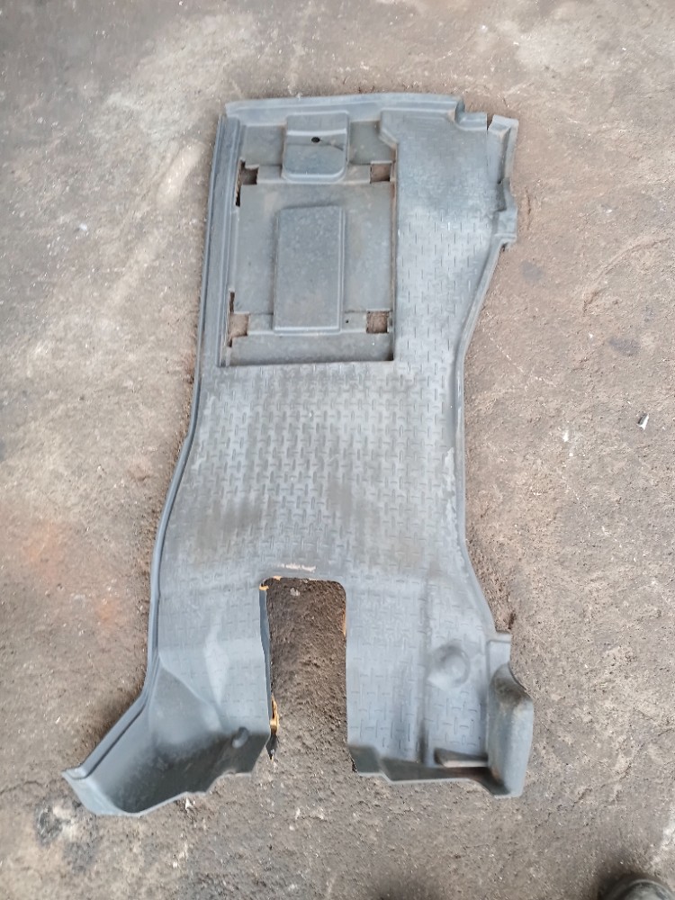 TAPETE INTERNO CABINE LE ORIGINAL SCANIA S4 S5 – 1767685