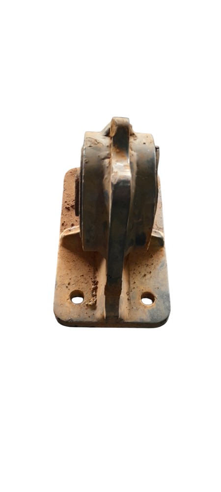 Suporte Traseiro Cabine Barra Torção Iveco Stralis Original 4