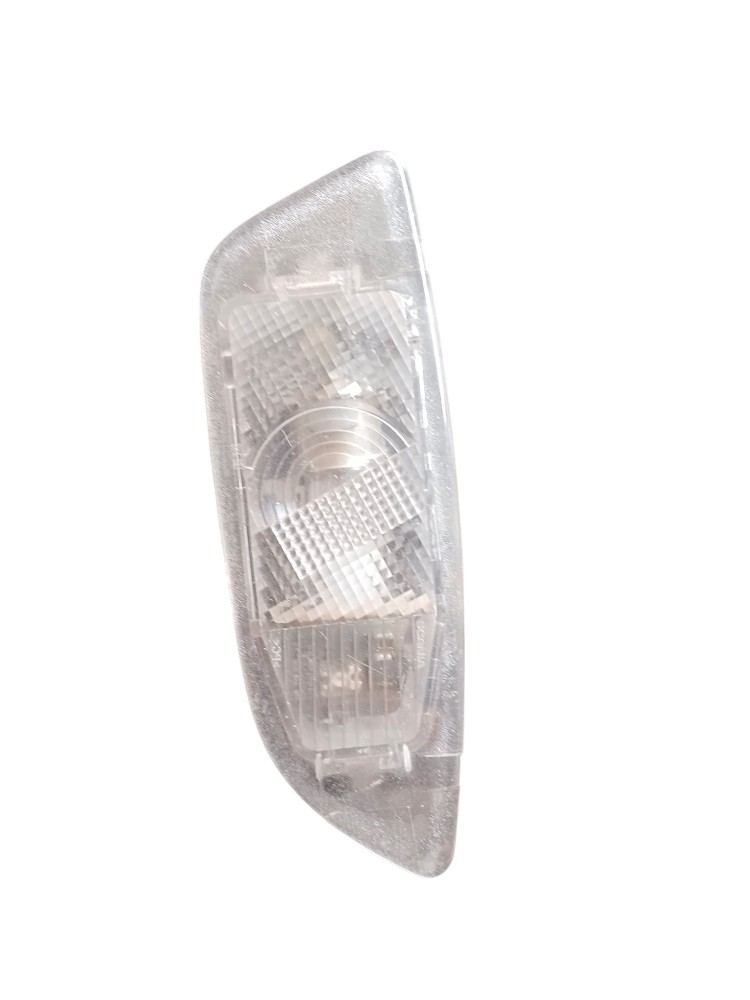 LANTERNA DEGRAU DA PORTA ORIGINAL SCANIA PGR – 1452646