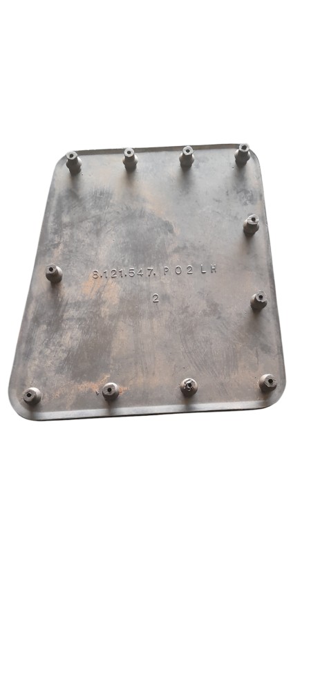 Tapete Pisante Paralama Original Volvo Nl Edc – 8121547 3