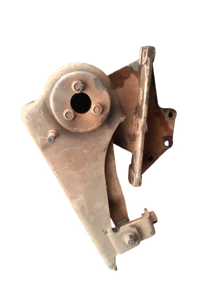 Suporte Mancal Cabine 3 Furos Mercedes Benz – 6823177701 2