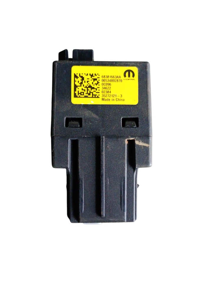 Tomada Console Usb Fiat Fastback Audace 2024 1.0