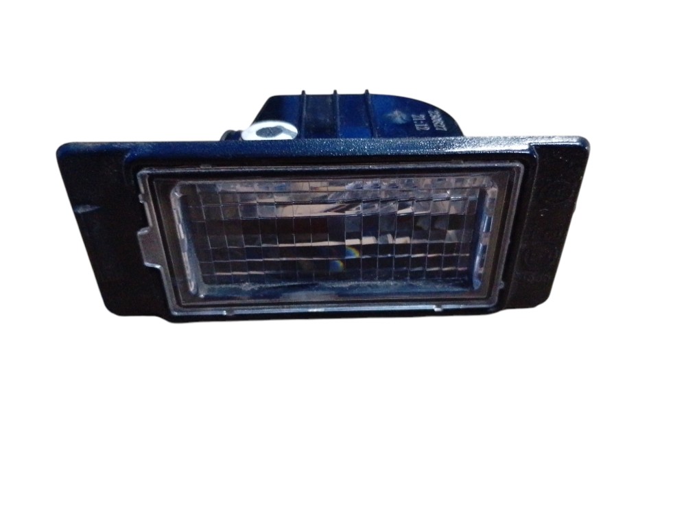 Luz Placa Plus 1.0 Gm Onix Tracker 2020 A 2023